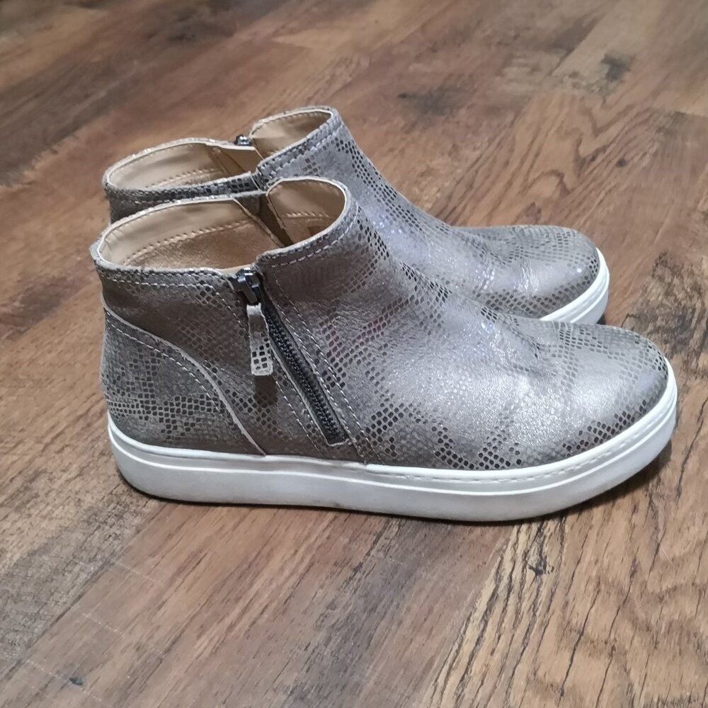 Naturalizer Women's Celeste Platform Leather Snake Print Sneakers Size 8.5W